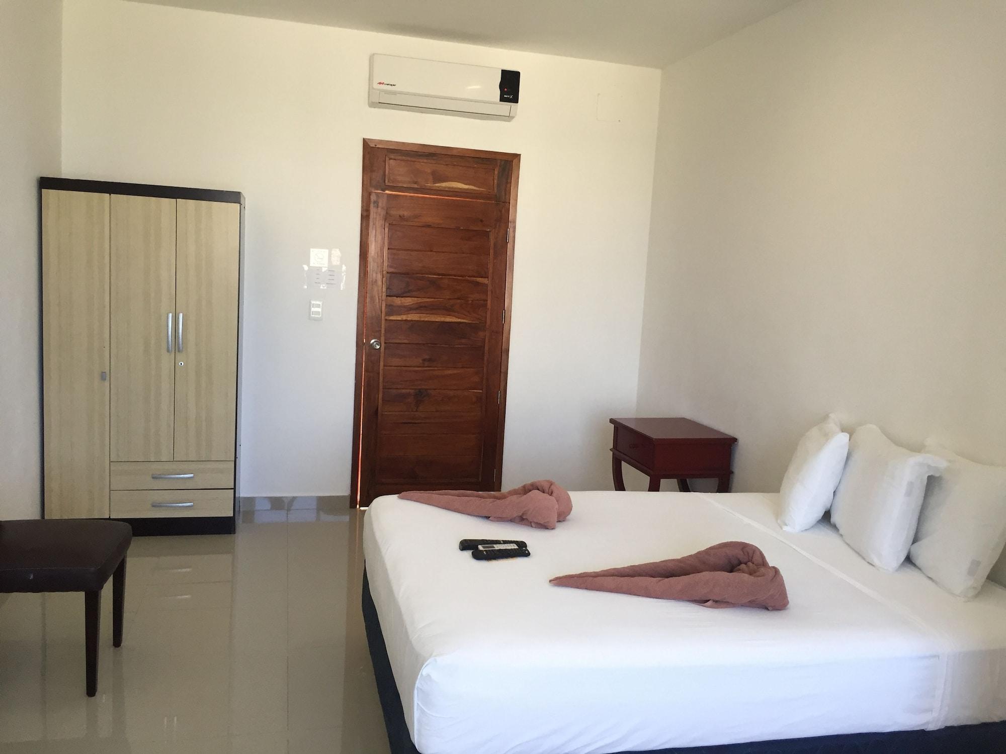 Quinta Las Perlas Condohotel Плая-дель-Кармен Экстерьер фото