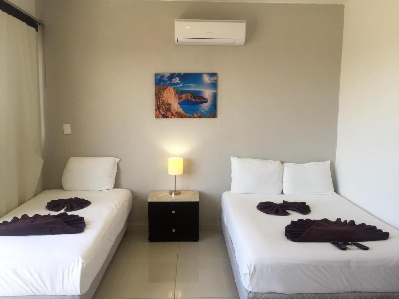Quinta Las Perlas Condohotel Плая-дель-Кармен Экстерьер фото